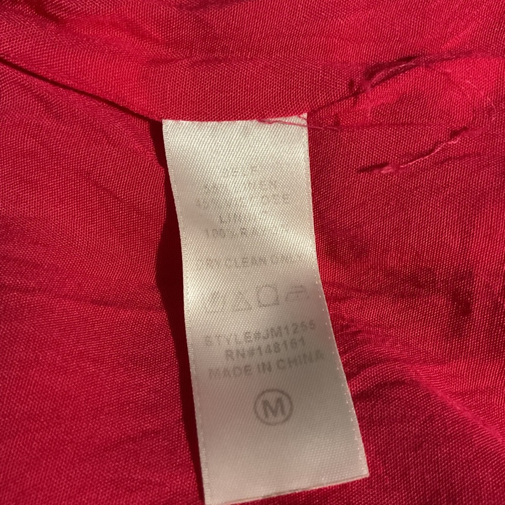 J.Marie Elegant Red and Gold Mexican Style Embroidered Top - Picture 6 of 8